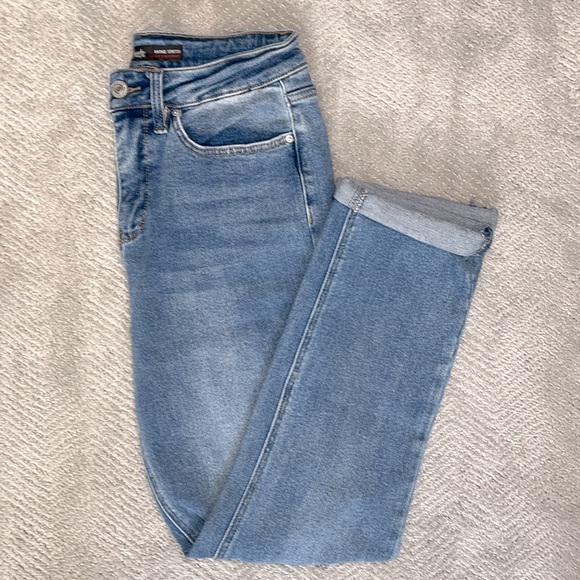 Royalty for Me Vintage High-Rise Distressed Jeans (size 8) - Picture 2 of 8